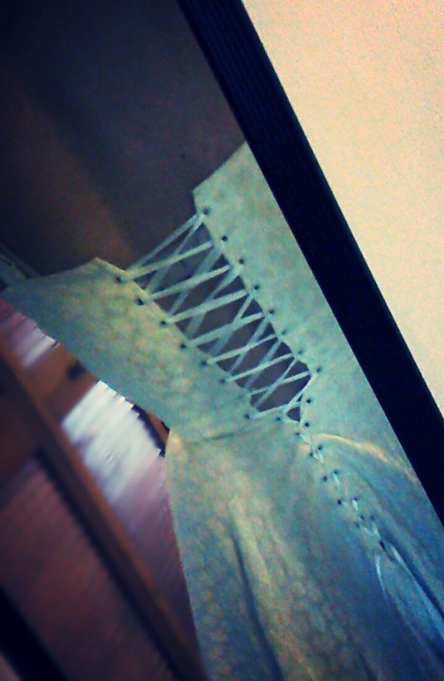 DIY: No Sew Corset  Holy Homesteading